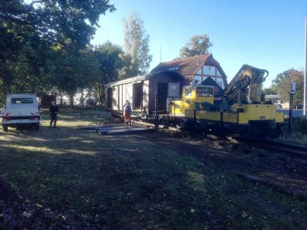 2018-10-07; Museumseisenbahn Gleisbau 001.jpg