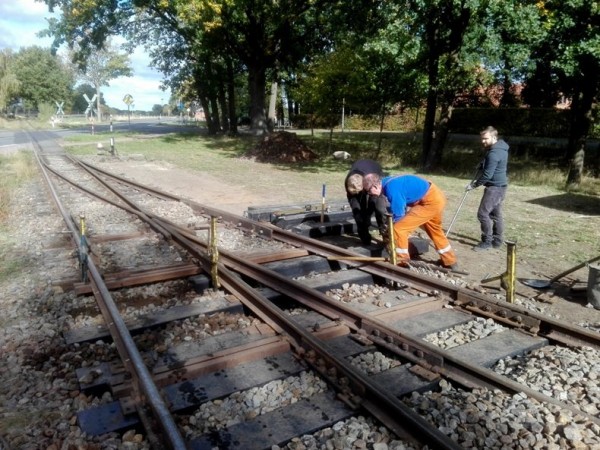 2018-10-07; Museumseisenbahn Gleisbau 002.jpg